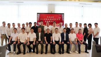 浙江省缙云县经贸代表团莅临意大利佛罗伦萨考察